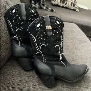 Dingo Ava Black Embellished Cowgirl Booties
